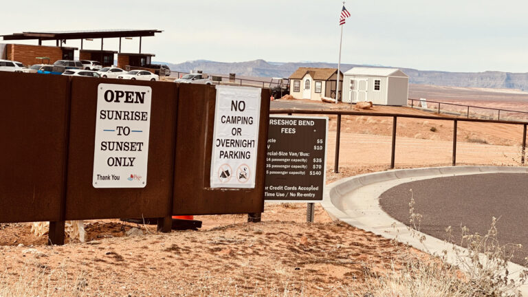 Horseshoe Bend Signage