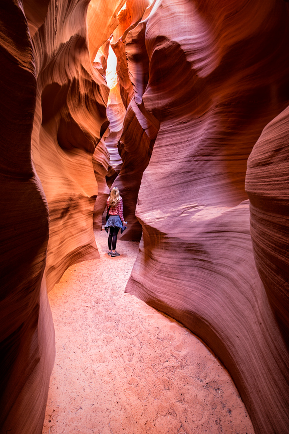 Horseshoe Bend Slot Canyon Tour - Walking Through